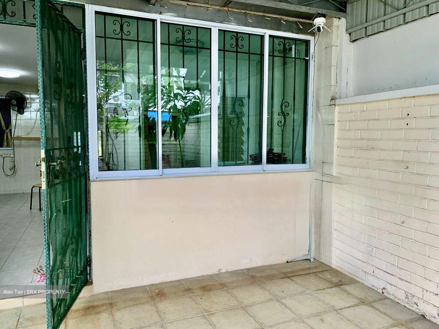Golden Hill Estate (D20), Terrace #573202531
